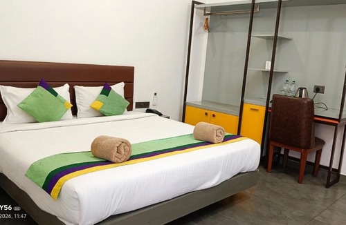 Nedumbassery Hotel | Grand Vistara Airport Suites Cochin with Complimentary One way Airport Transit at 500 metres from Cochin Airport