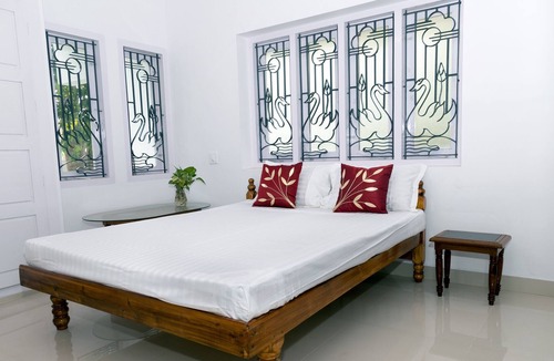 Neyyattinkara Villa | Grandeur Inn Bed & Breakfast, home away from home!