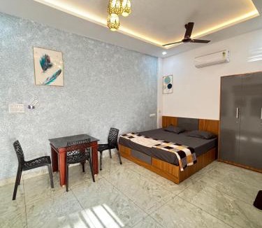 Kedavur House | GRAYSTONE HOMESTAY, Omassery