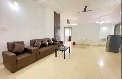 Nagole Apartment | Great1 couplefriendly family 2bhk jubleehillsRd33