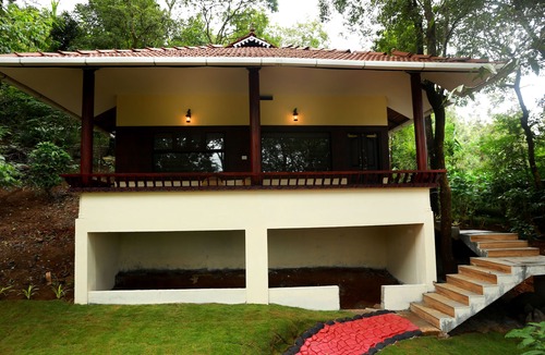 Kottappadi part Villa | Green Garden Lotus Villa (Double Bed Room Villa)