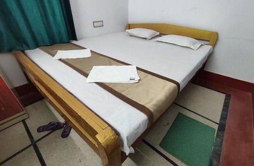 Bankura House | Green Palace Guest House