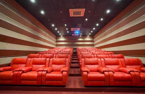 Navsari Hotel | Green Paradise