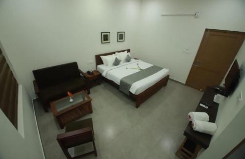 Thalassery Hotel | Green Planet Resort