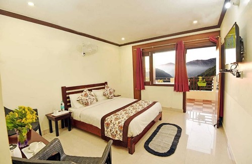 Smanora Range Hotel | Green Roof Hotel Nainital