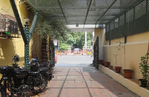 Teynampet Hotel | Green Tree Hotel-Near VFS Global and Ramee Mall