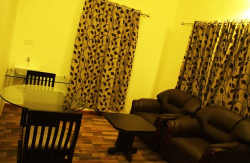 Chithirapuram Hotel | Green Trees Munnar