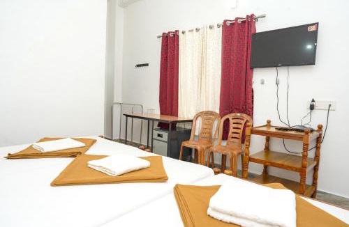Kattappana Hotel | Green Valley Residency