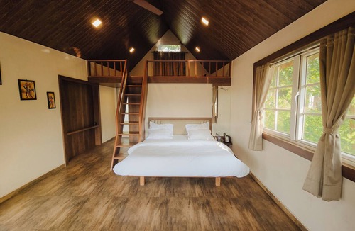Khalapur Hotel | Green View Resort