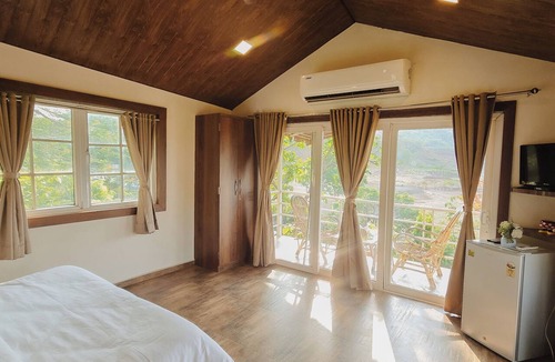Khalapur Hotel | Green View Resort