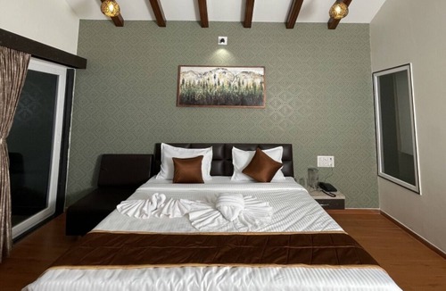 Halol Hotel | Greenland Resort