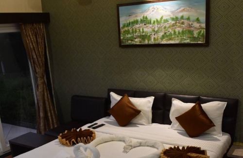 Halol Hotel | Greenland Resort