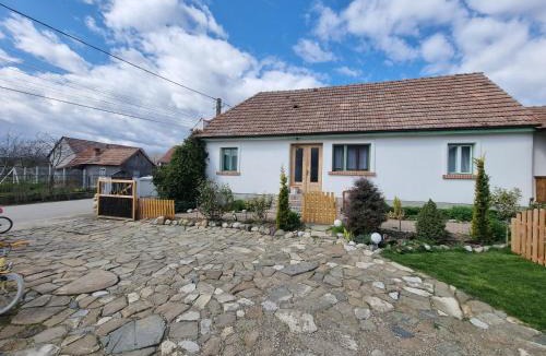 Mesentea House | Guest House Victoria