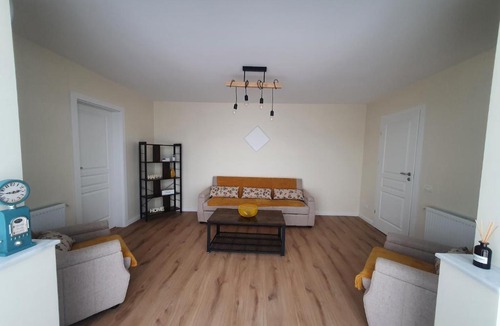 Orsova Apartment | GuestHouse Mili