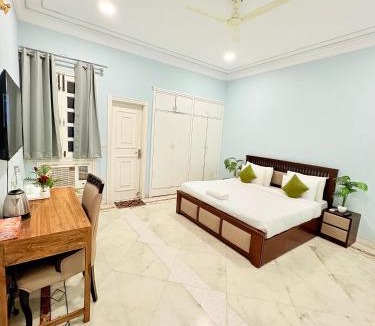 South Extension Hotel | Gulmohar Residency, Hauz Khas New Delhi, Couple Friendly