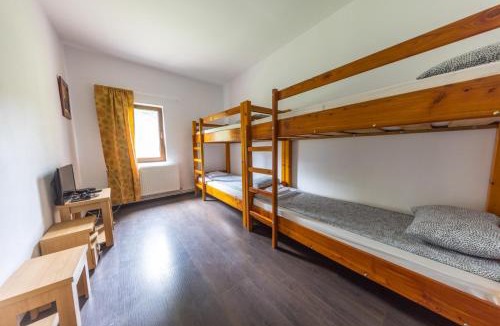 Gurasada Hostel | Gurasada Park Hostel