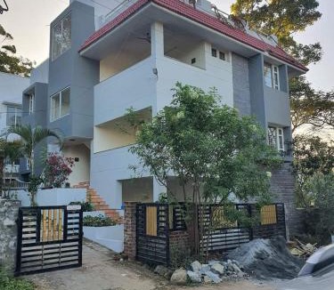 Yercaud Villa | Guru Villa