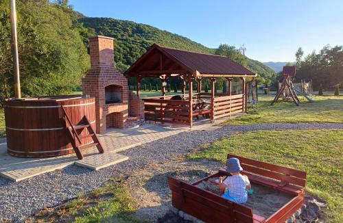 Praid House | Halasto Pension