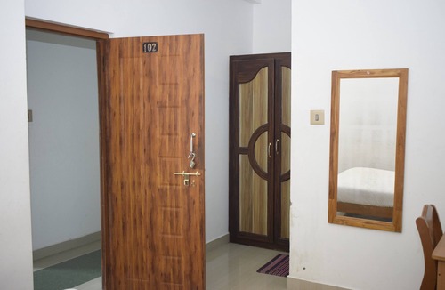 Karaikal Hotel | Haleemas Residency
