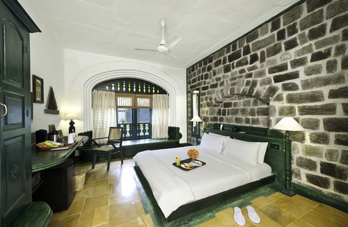 Tiruvannamalai Hotel | Halez Sparsa Thiruvannamalai