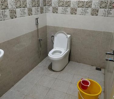 Courtallam Hotel | HAnsHari Homestay