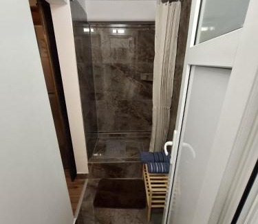 Suceava Apartment | Happy