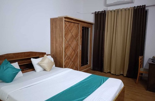 Kharadi Hotel | Happy Stay Service Apartment