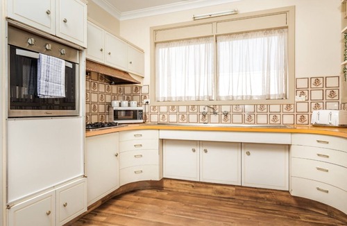 Albany House | Harbourview House - coast chic in the CBD