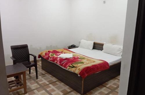 Kaul Hotel | Hare Krishna Himalayan Hotel