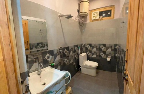 Yamunotri House | Harshil wood stay