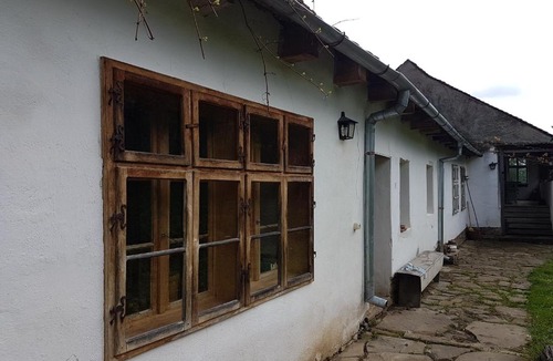 Bunesti House | Haus am Eck