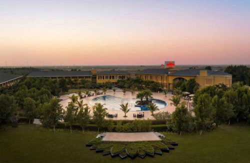 Dwarka Hotel | Hawthorn Suites by Wyndham Dwarka