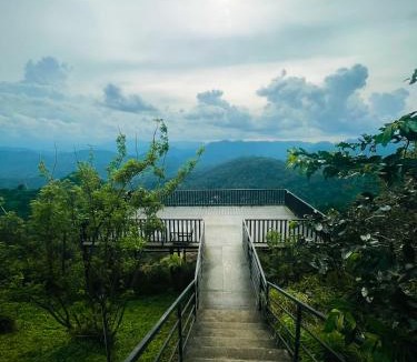 Devikolam Resort | Haze and Kites Resort Munnar