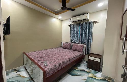 Mukundapur Apartment | HCN HOME Stay