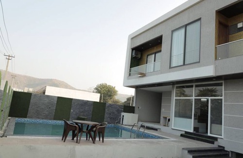 Gayariawas Villa | Heaven Pool Villa Udaipur