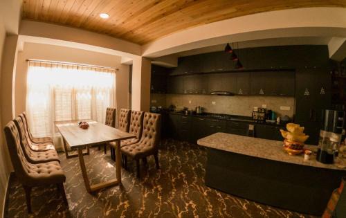 Pelling House | Hello Home
