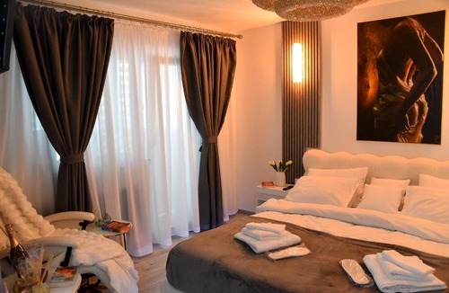 Comanesti Apartment | HERA WHITE Studio