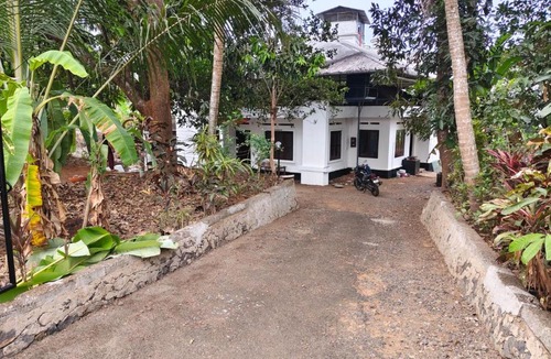 Kottayam House | Heritage Town House by i Club