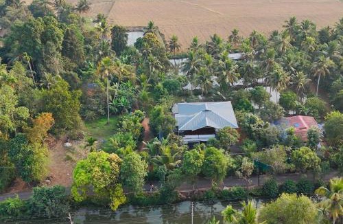 Kumarakom House | Hestia Homestay- 2 Bedroom Retreat Aymanam