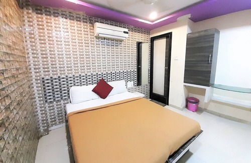 Mumbai Hotel | Hexa Relax Stay