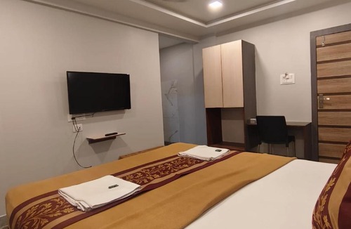Amarnath Hotel | Hi-Way Inn Lodging And Boarding