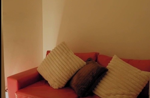 Carlton South Apartment | High Tech Living | Walking Distance City