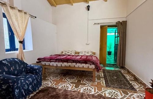 Digoti Bed & Breakfast | Highlander Cottage
