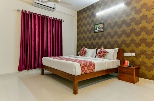 Kaloor Hotel | Hilite Inn