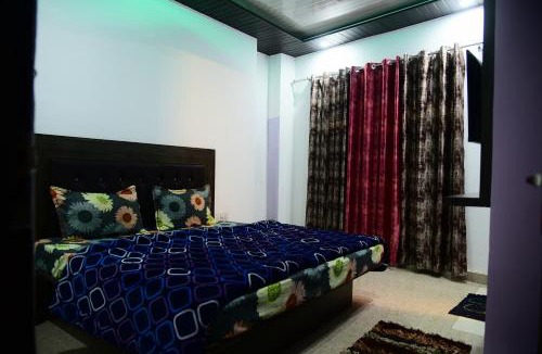 Landour House | Hill Plaza