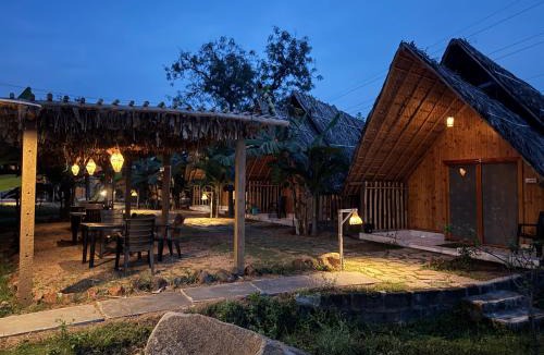Kamalapur House | Hill Stone View Hampi