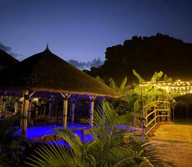 Kamalapur House | Hill Stone View Hampi