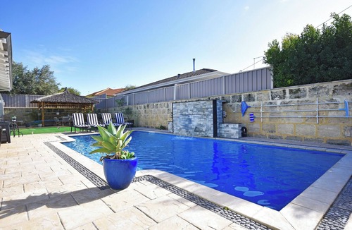 Hillarys House | Hillary's Coastal Retreat stunning home with pool and amazing alfresco area