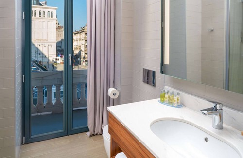 Bucharest City-Centre Hotel | Hilton Garden Inn Bucharest Old Town