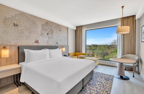 Jabalpur Hotel | Hilton Garden Inn Jabalpur